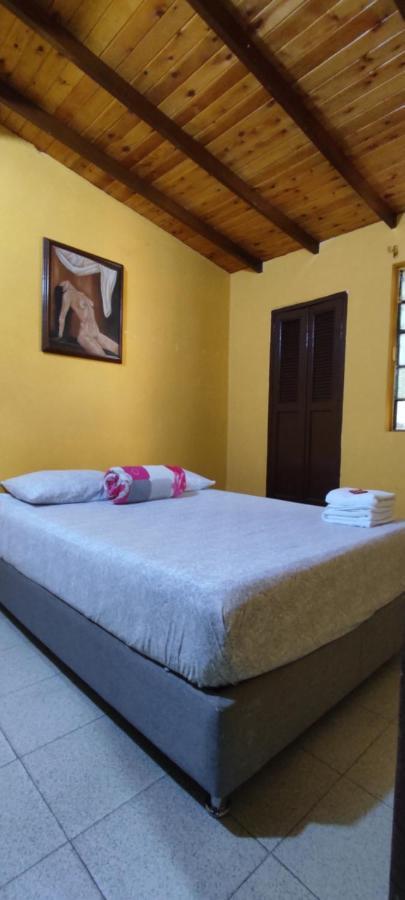 La Casona Hostel Guatapé Buitenkant foto